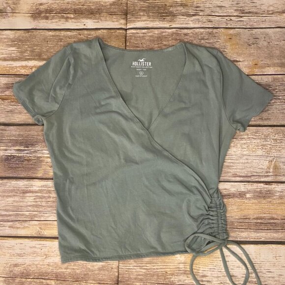 Hollister Sage Green "Baby Tee", Women's Short Sleeve Crop Top-size medium - Picture 1 of 7